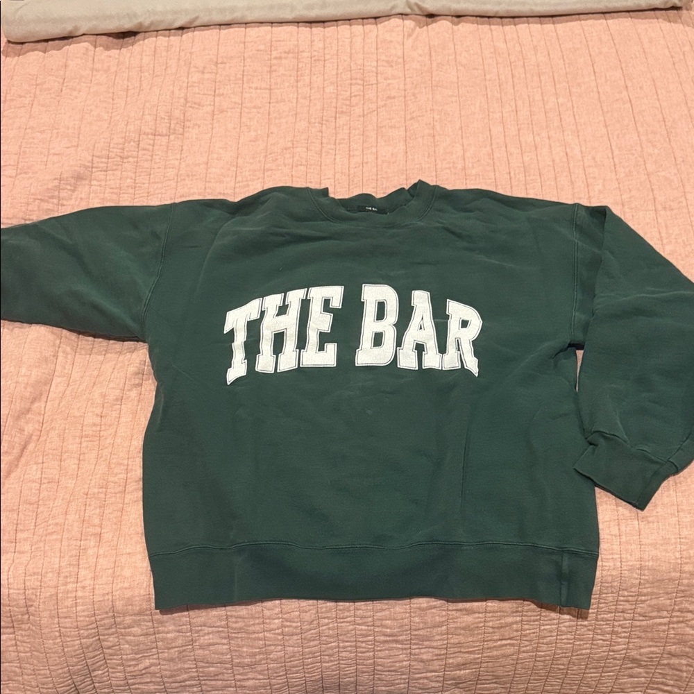 Green 'THE BAR' Crewneck Sweatshirt - Casual Sweater